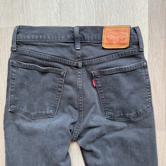 Levi's Women's Gray Black Distressed Skinny Jeans Size 25 Streetwear Denim - Picture 12 of 13